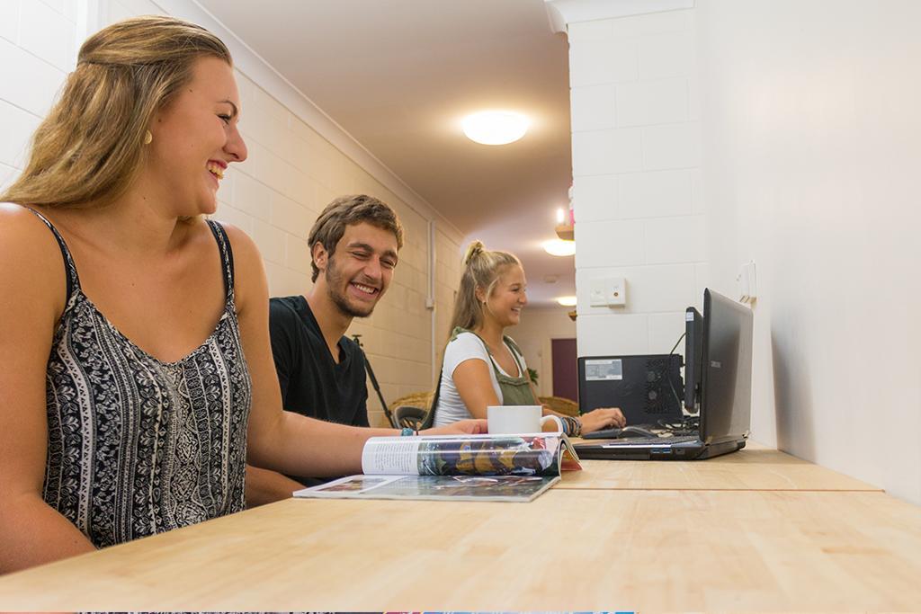 Foreign Exchange Accommodation-Beachsideタウンズビル エクステリア 写真